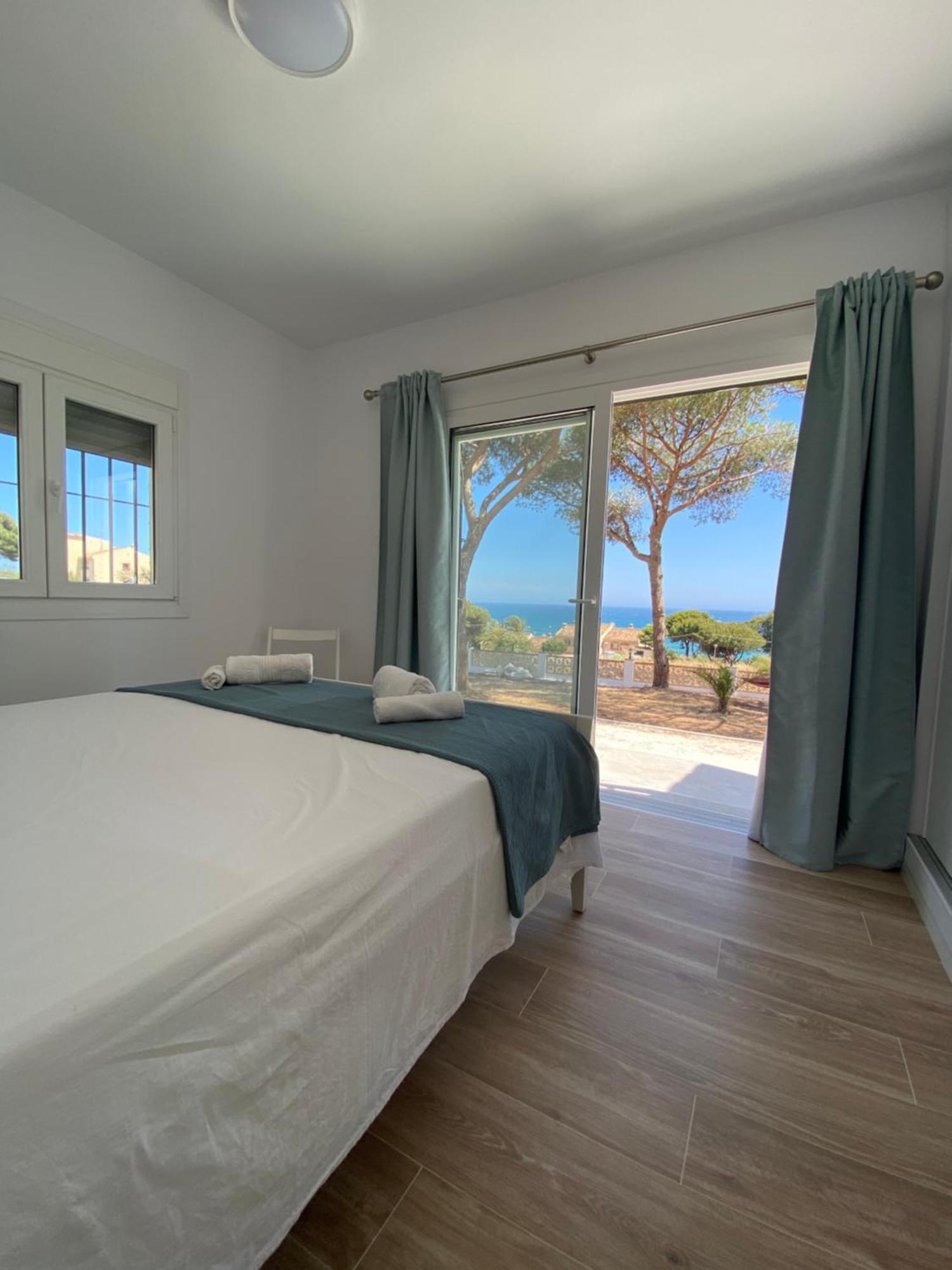 Independent Villa Beach House El Bosque La Cala De Mijas Exterior foto